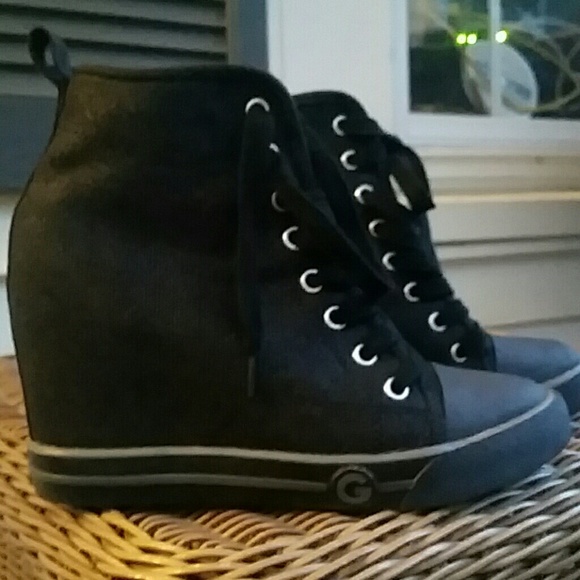 Sneaker wedge