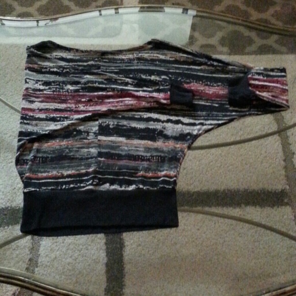 Ladies Top M - Picture 3 of 3