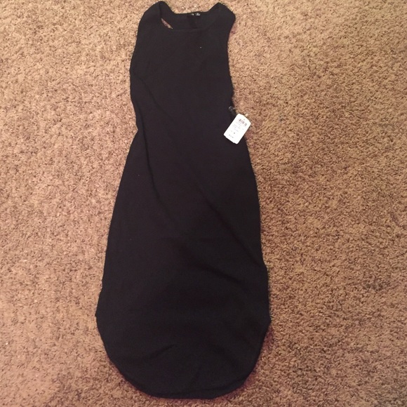 Black mid dress