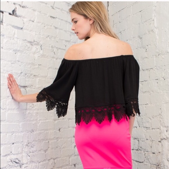 ❗️LAST ONE❗️Off The Shoulder Top Lace Trim - Picture 3 of 4
