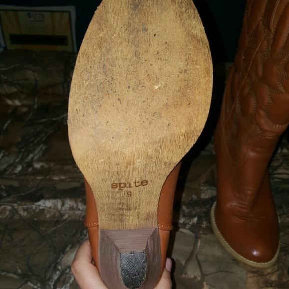 Cowgirl boots - Picture 3 of 3