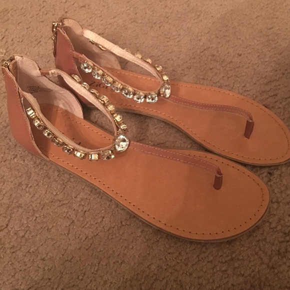 Brand new zigi girl FLAT SANDALS