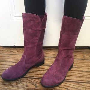 Propet: "Lexington" Women's PLUM boots, Size 8