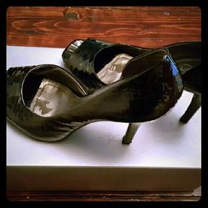 Jessica Simpson, peep toe heels