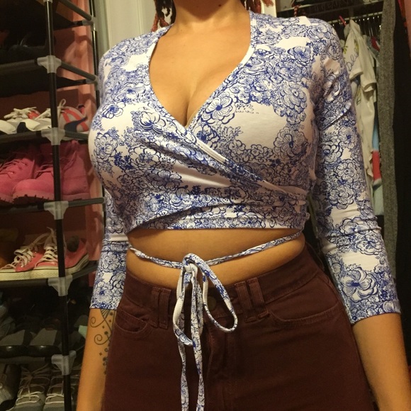 American Apparel Blue Floral Printed Crop