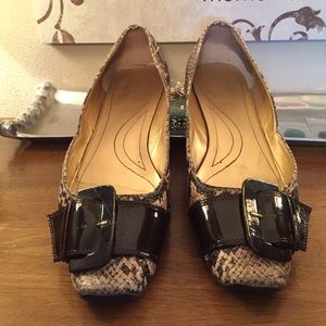 Tahari snakeskin square toe flat