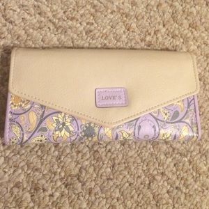 Love's cute wallet