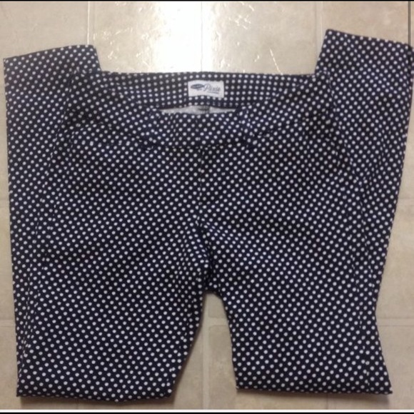 Old navy pixie cut Capri pants