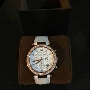 Michael Kors rose gold white genuine leather strap