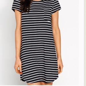 Black Tshirt Dress (HOLD)