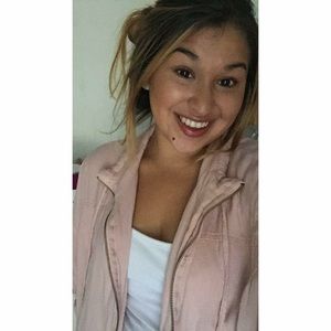Meet your Posher, Gina