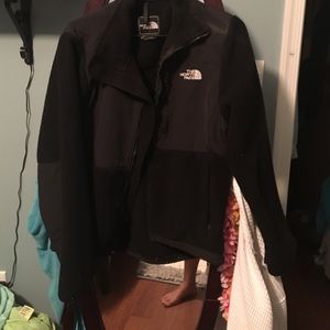 Medium black women's north face