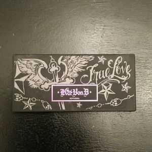 Kat von D "True Love" Eye Shadow Palette