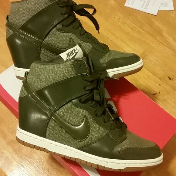 Nike sky hi dunk