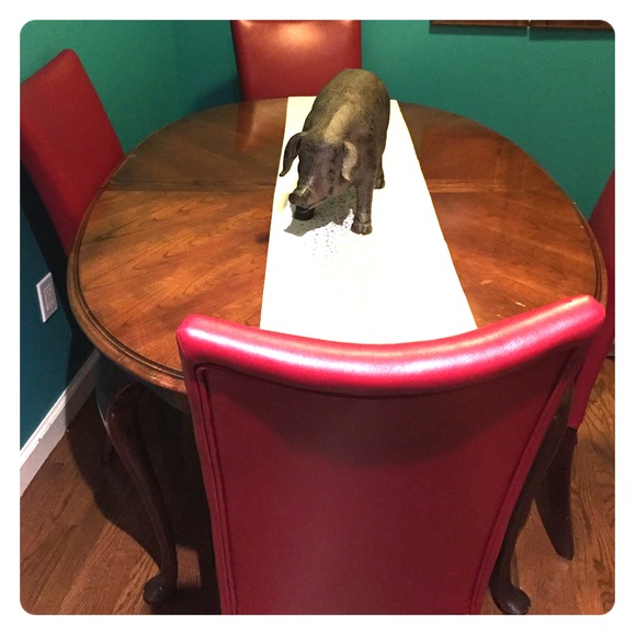 Dinning room chairs - the table is free if you buy