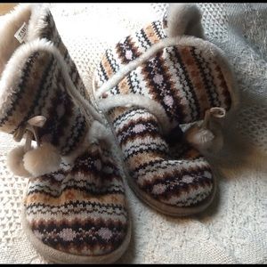 sox tab slippers sox tab like new sox tab indoor outdoor slippers sz 5 sox tab slippers sox tab like new sox tab indoor outdoor slippers sz 5