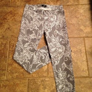 Printed jeans
