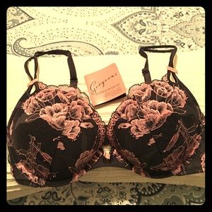Victoria's Secret Gorgeous Plunge Push up bra gray