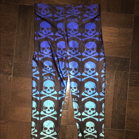 Zara Terez SoulCycle Small Leggings With Skulls