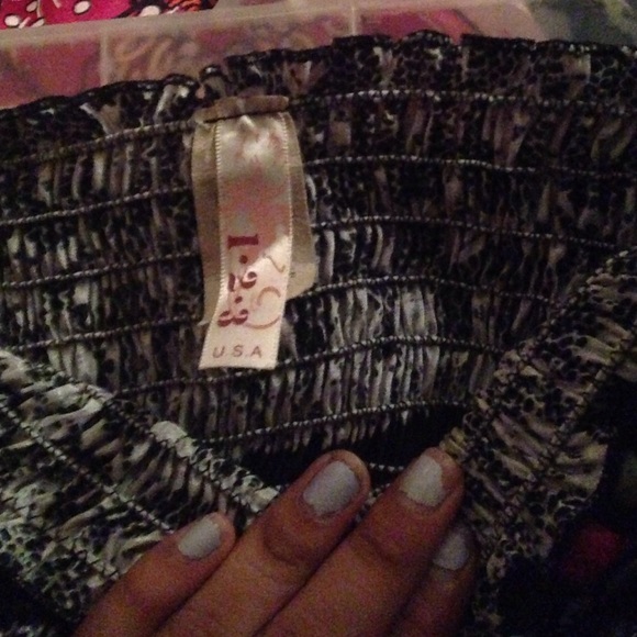 Flower black and white dress - Picture 3 of 4