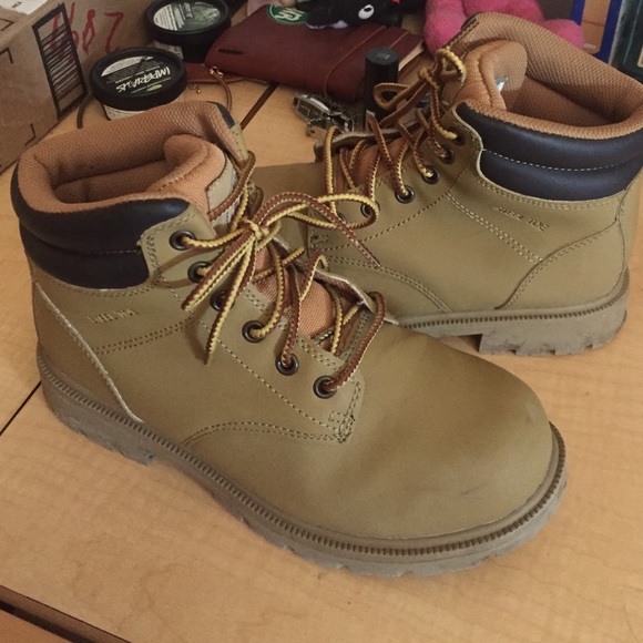 Timberland like steel toe boots
