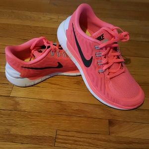 Nike Running "Barefoot Ride" Shoe