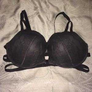 Lace front close, cage back, push up bra