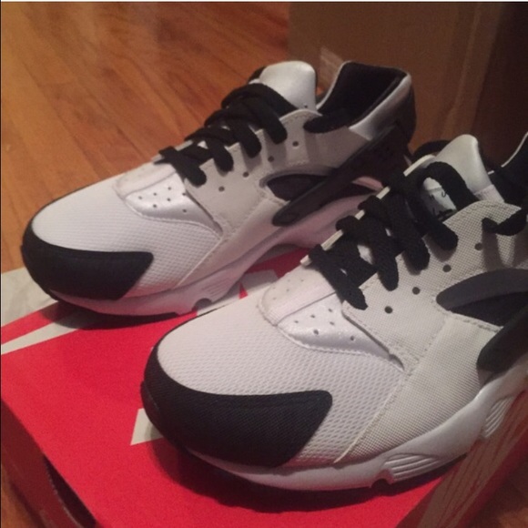 Huaraches brand new