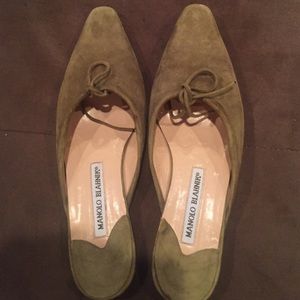 Nabokov Blahnik flats. Moss green suede