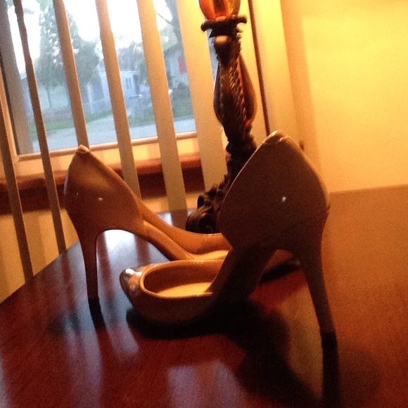 Jessica Simpson heels