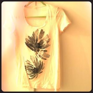Cute JCrew Cream Floral Designed T-shirt!
