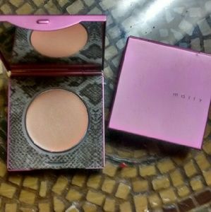 BRAND NEW Mally Heavenly Luminizer