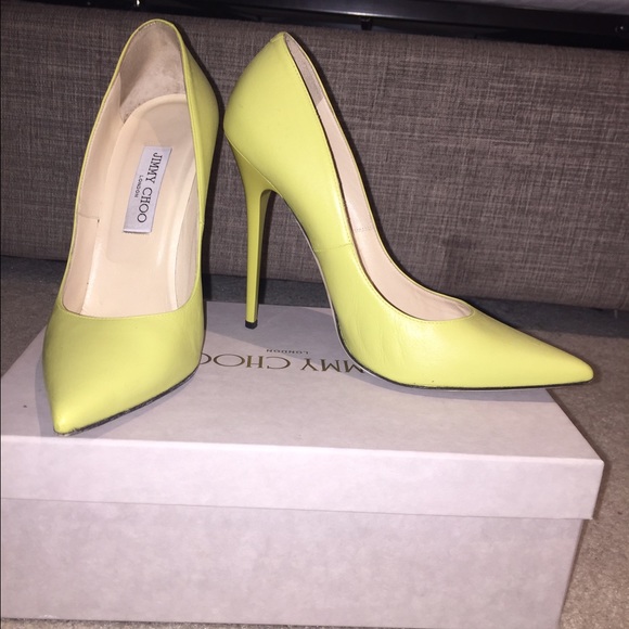 Jimmy Choo pumps - Picture 3 of 5