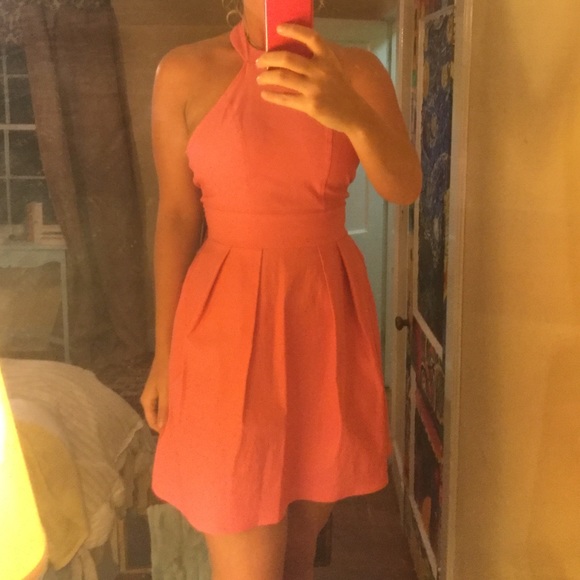 Pink High-neck Backless Dress