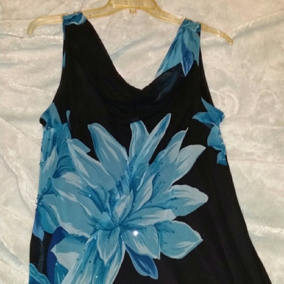 Summer dress - Picture 4 of 4