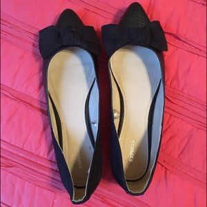 Black bow Express flats