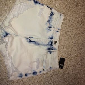 Abercrombie & Fitch brand new jean shorts