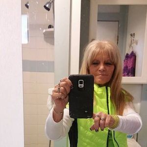 Meet your Posher, Dawn