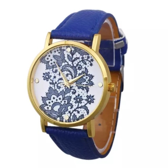 🌻ONELEFT🌻Blue Lace Watch - Picture 3 of 4