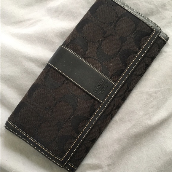 Coach wallet