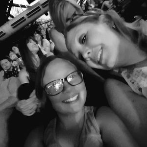 Meet your Posher, Cassandra