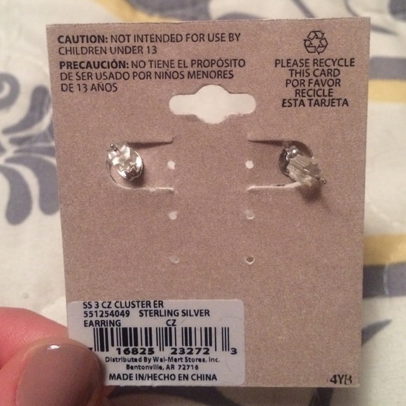 Tarnish Resistant Earrings - Picture 2 of 2