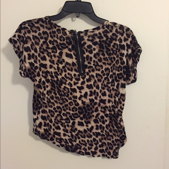 Leopard top - Picture 2 of 2