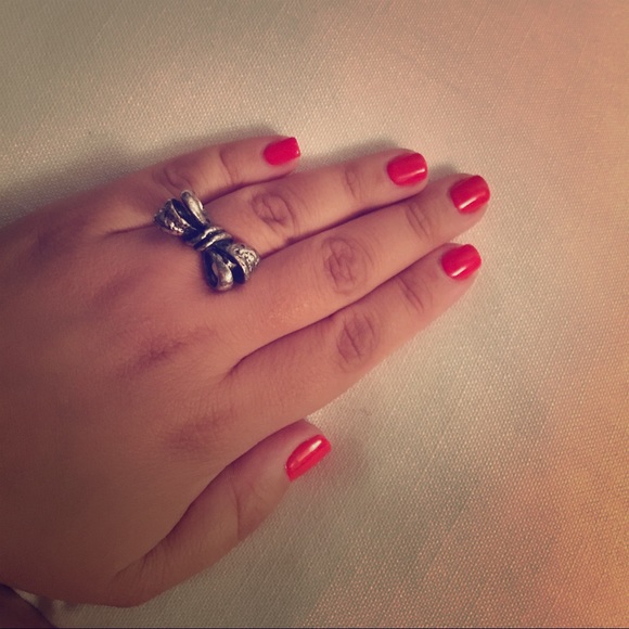 Ribbon ring