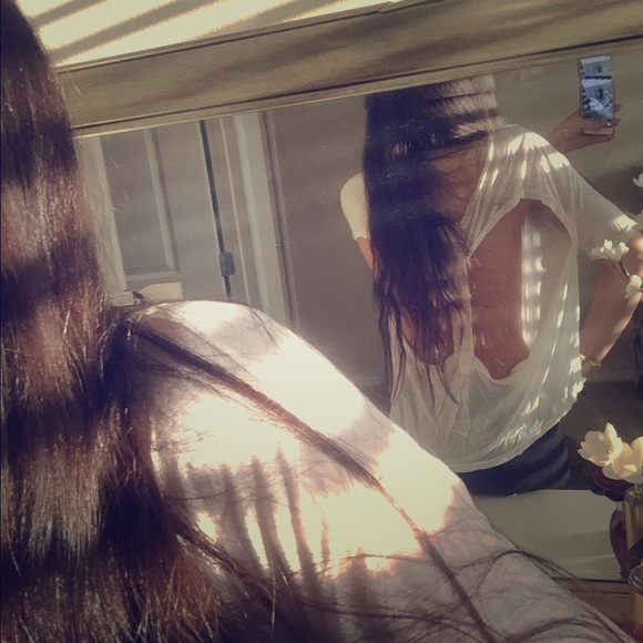 Back cut-out breezy soft brandy Melville shirt