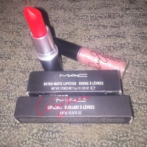 Brand new MAC lipstick and lipgloss set on sale!