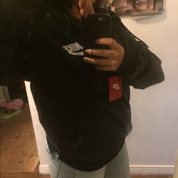 Black Nike windbreaker XL