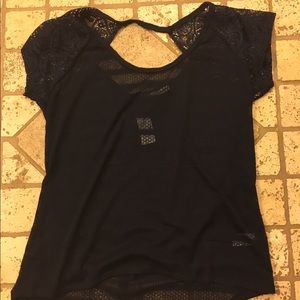 Nwt, Maurice's top