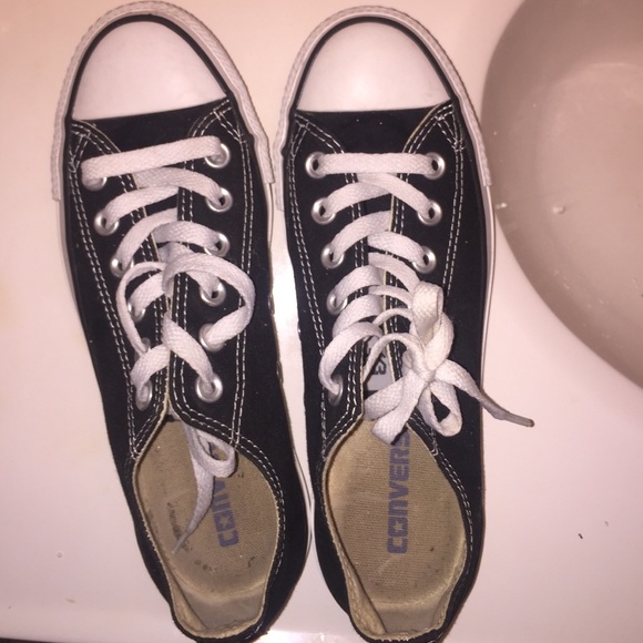 Black&White Converse. Women's 6.5 & Kids 4.5