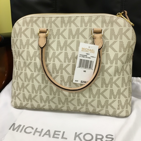 NWT MICHAEL KORS LARGE DOME VANILLA SATCHEL - Picture 3 of 7